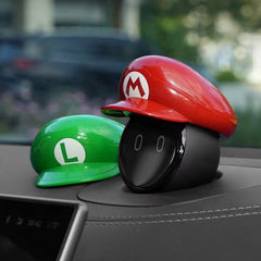 NIO NOMI Red Hat Green Hat Decoration